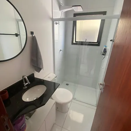 Apartamento Elegante, Ar-Condicionado, Wi-Fi, Piscina No Terraco Do Predio E Varanda Exclusiva Ubatuba Exterior photo